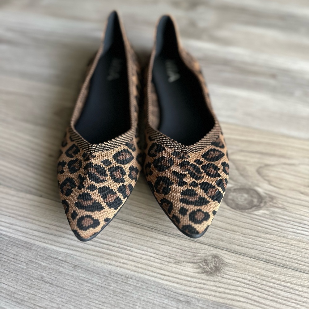 Mia Kerri leopard print flats NWOB SZ 8 - Picture 3 of 8